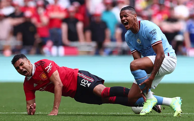 Trận derby Man City vs Man United tại Premier League
