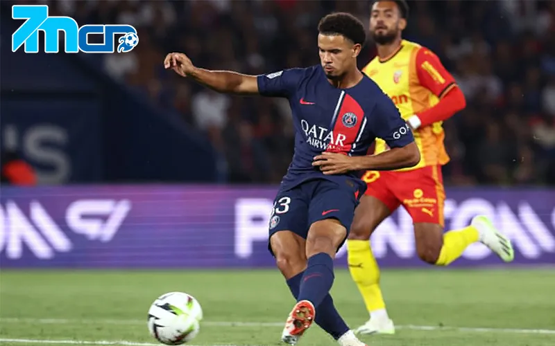 Warren Zaire-Emery là tương lai sáng giá của Ligue 1